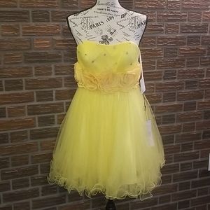 Short yellow prom dress